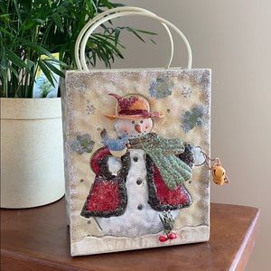 Snowman ⛄️ tealight holder.